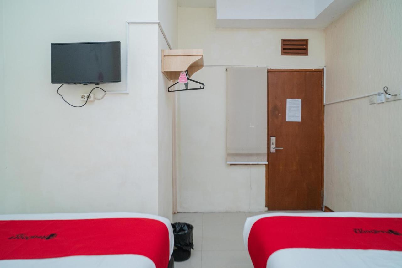 Reddoorz Near Flyover Arjosari Маланг Екстериор снимка