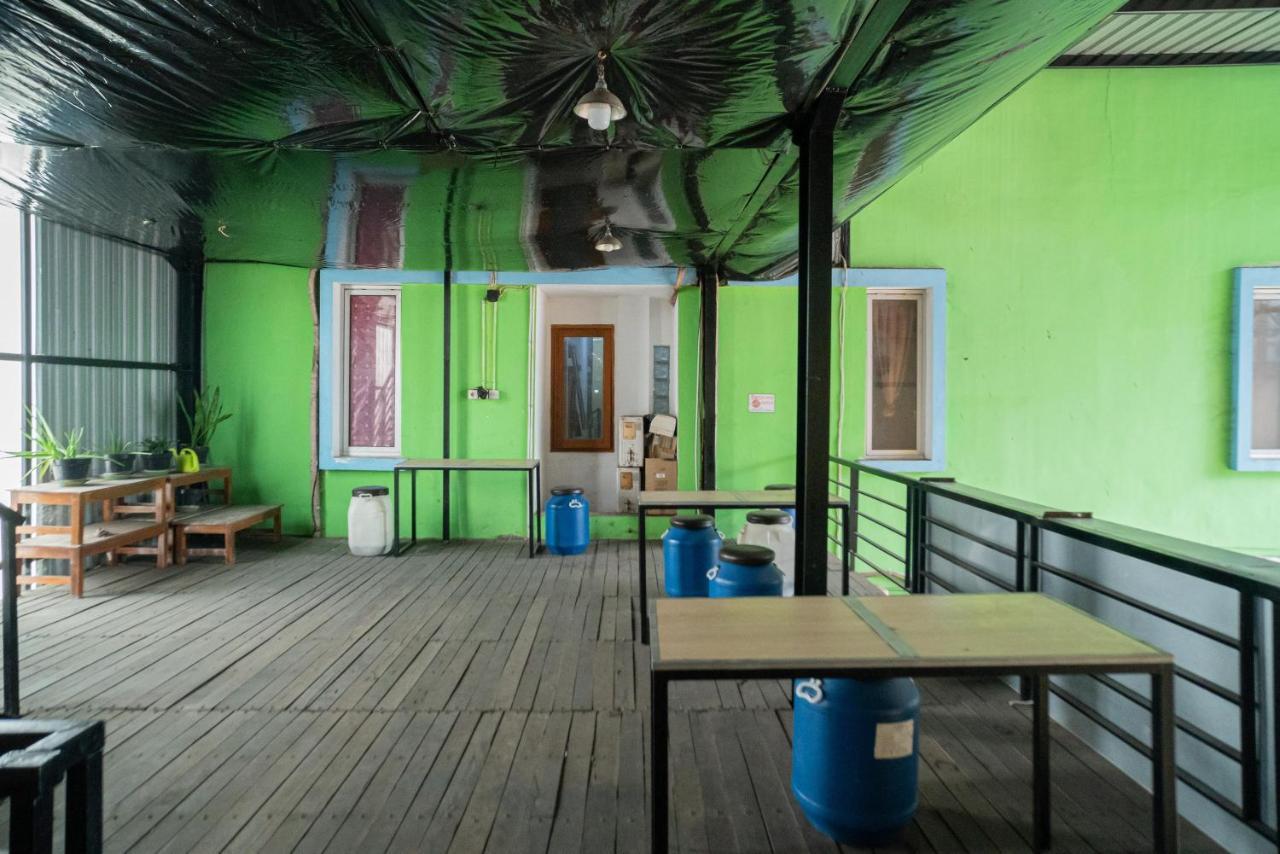 Reddoorz Near Flyover Arjosari Маланг Екстериор снимка